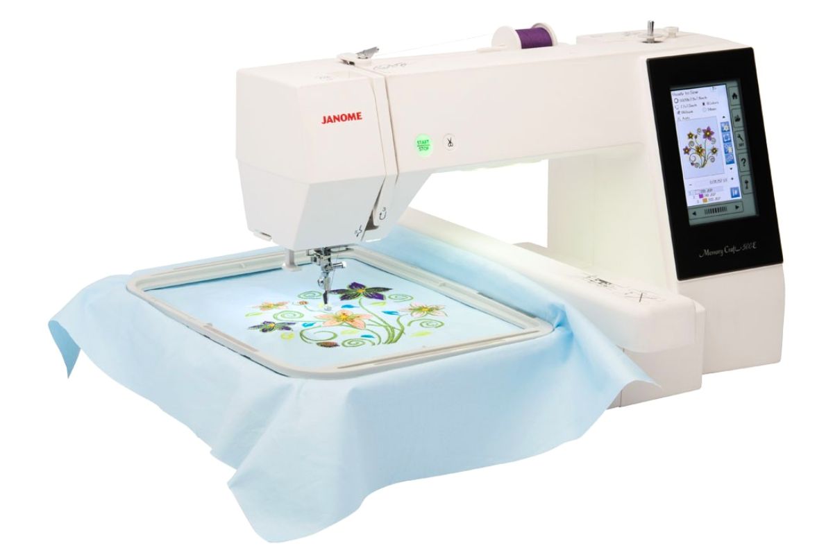 janome-memory-craft-500e La machine à broder Janome Memory Craft MC500E