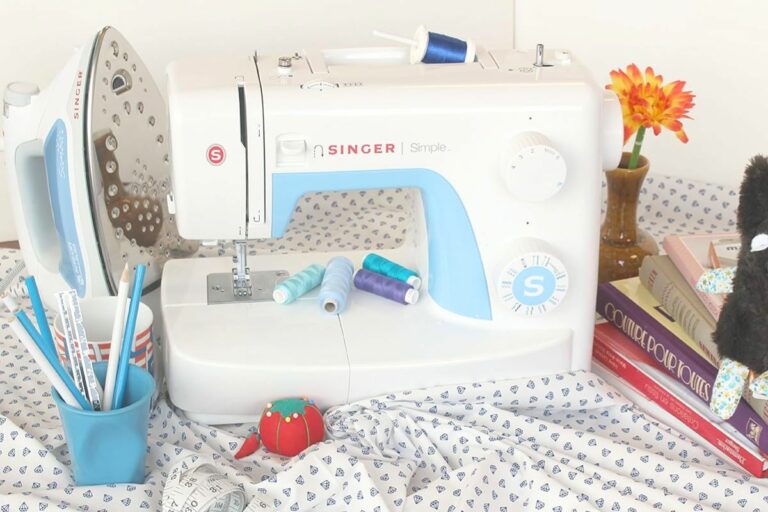 machine coudre singer simple 3221