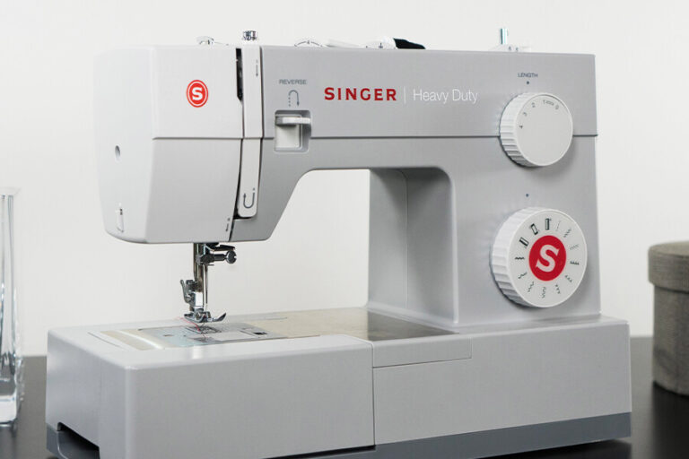 machine a coudre singer heavy duty